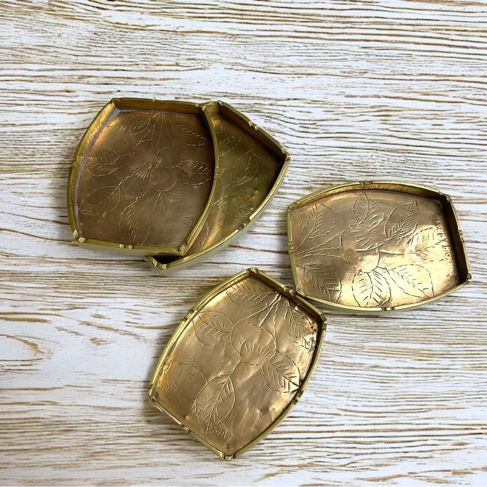 🌺4 Vintage Mini Brass Nesting Trays - Picture 1 of 8